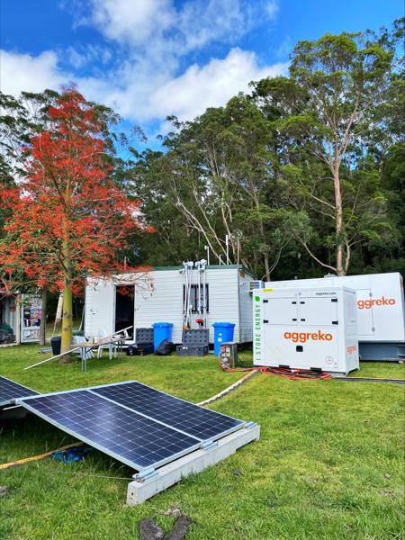 Combining generators with solar panels and batteries helps reduce emissions