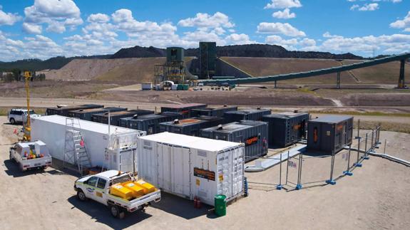 2017-01-aggreko-equipment-at-mangoola-mine