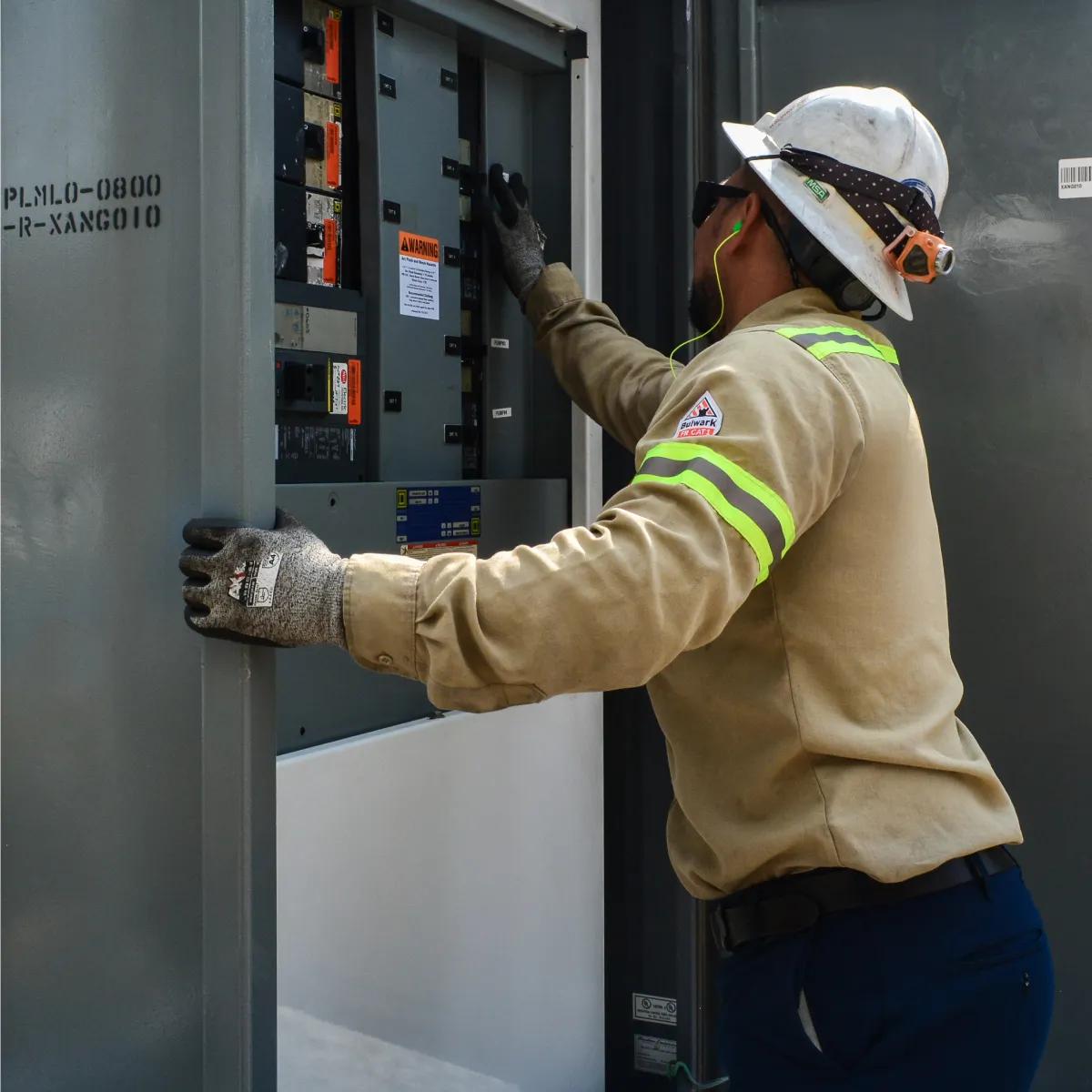 industrial electrical switchgear