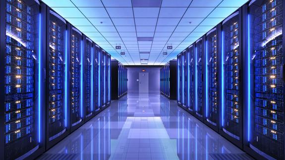 2016Nov-russia-server-racks-network-processor-renderfarm-data_centres