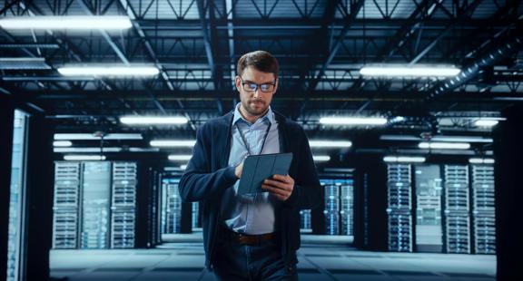bridging power supply solutions for data centers
