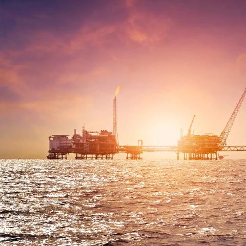 Power and temperature control for offshore operations