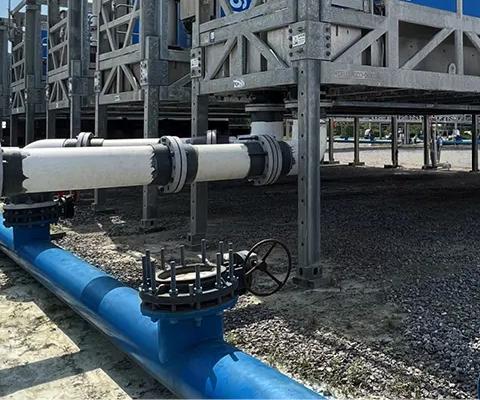 1344 AGG MEA QCHEM CS_Carousel_Portrait_1