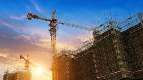 2017-01-crane-building-scaffolding.jpg