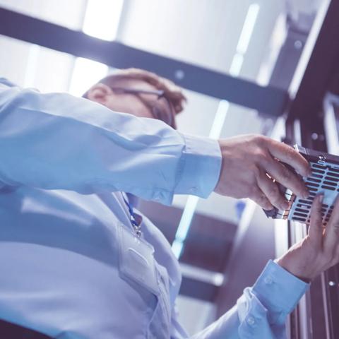 Data Centre upgrades and refurbishment hero banner_webasset_DataCentre_EUR_Aug25- 1920x335