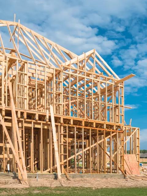 keeping master community construction on track with hybrid power