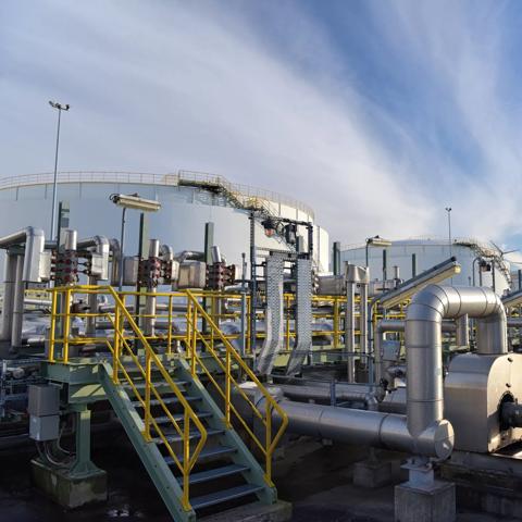 eliminating the need for diesel generators at a texas oil refinery
