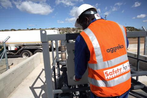 Aggreko technicians working on Mossel Bay project South Africa. 10 MW utility power.