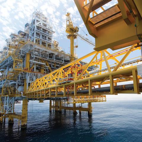 fornecimento de chillers para climatizacao em plataformas offshore