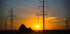 2015Aug-ukraine-power-lines-construction-structure-wire-landscape-utilities
