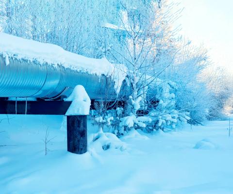 2016Jan-russia-winter-landscape-snow-pipeline-oil_gas