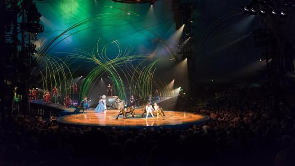 2017-01-cirque-soleil-theatre.jpg