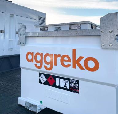 Aggreko generator and fuel tank