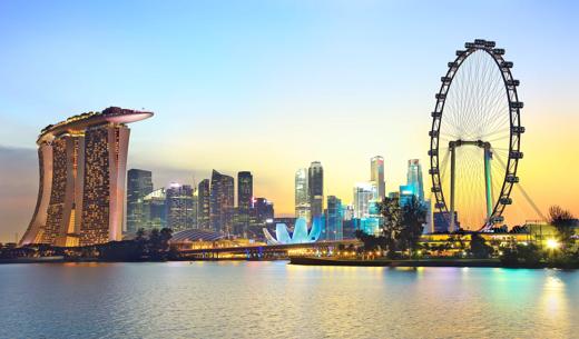 Singapore Flyers Full View @ Blue hour landscape river