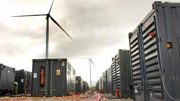 battery hybrid solution brings emission and cost cuts