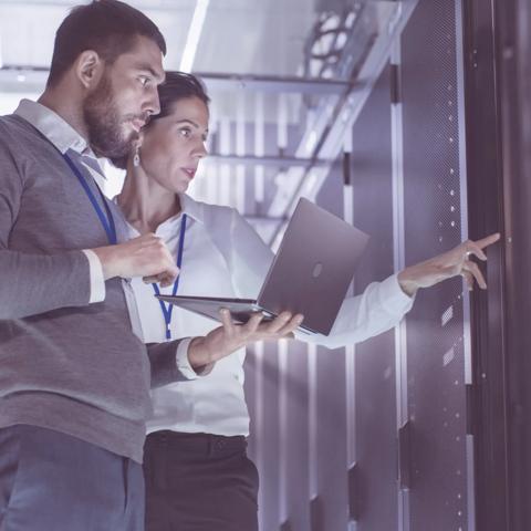 Data Centre decentralised energy hero banner_webasset_DataCentre_EUR_Aug25 1920x335