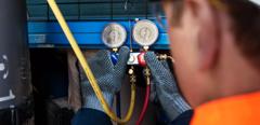 2015Jul-australia-melbourne-aggreko-depot-temperature-engineer-cooling-manufacturing