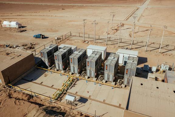 Soluções de energia a gás natural para operações de mineração remotas com gasodutos virtuais.