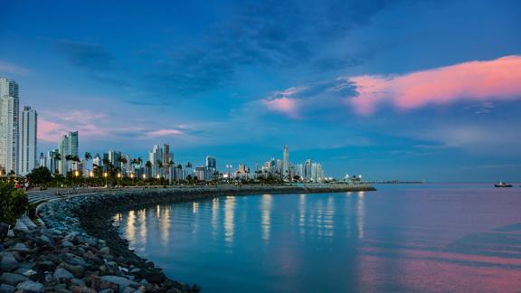 2017Jan-panama-skyline-beach-city-cityscape-utilities