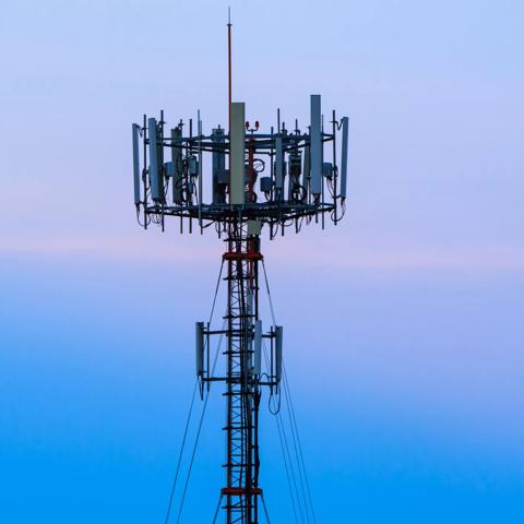 2014Oct-stock-radio-antenna-tower-mobile-phone-telecommunications-hero