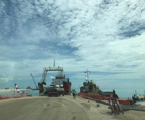 two stage cooling for lng vessel maintenance