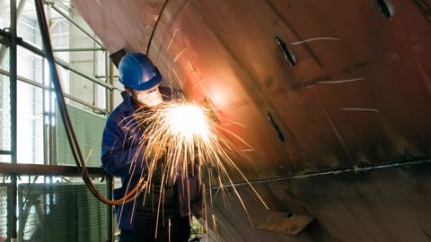 two stage cooling for lng vessel maintenance