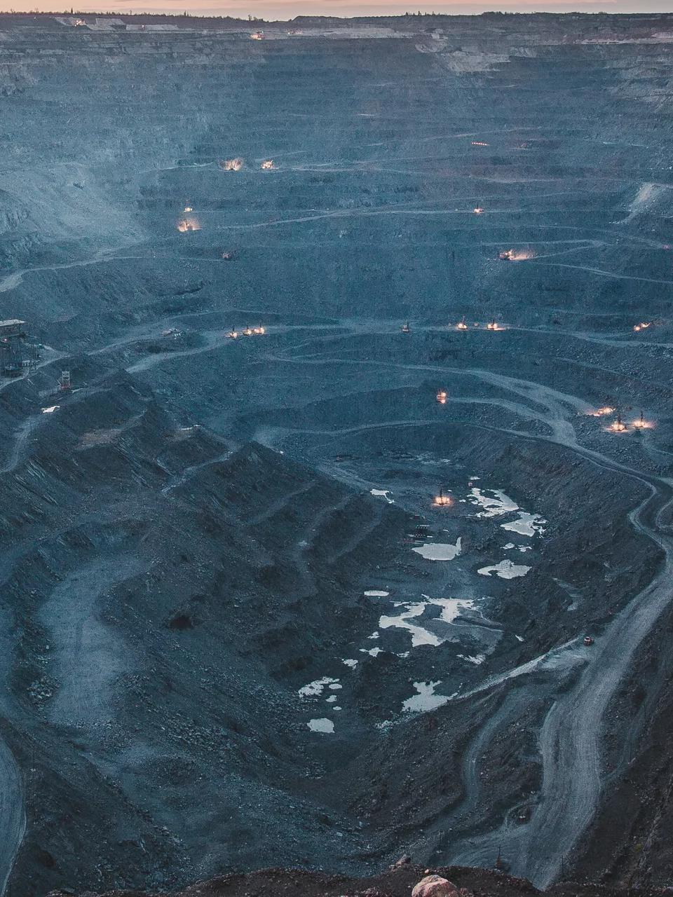 flexible power-on-demand for a remote mine in sub-zero temperatures