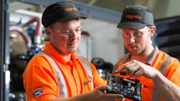 2015Sep-uk-technician-manufacturing