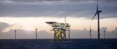 Wind-turbine, offshore, worker, boat, sea, sun, vessel, platform