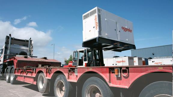 2017-02-unloading-canopy-generator.jpg