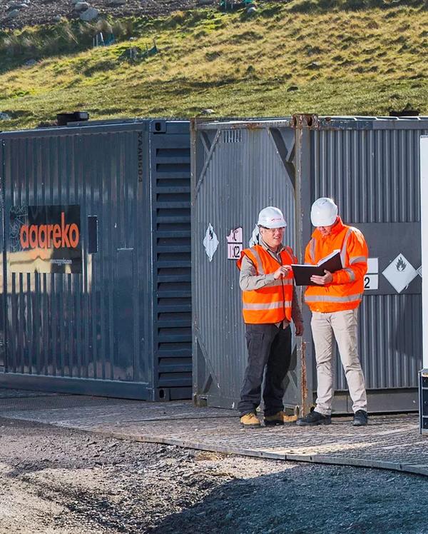 2015Sep-uk-scotland-inverness-wind-farm-day-renewables