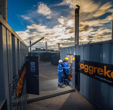 Equipos especializados en energía de Aggreko trabajando en mantenimiento de minería.