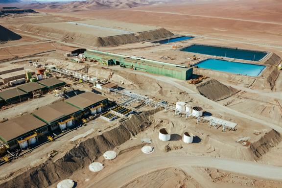 Soluções de energia a gás natural para operações de mineração remotas com gasodutos virtuais. 