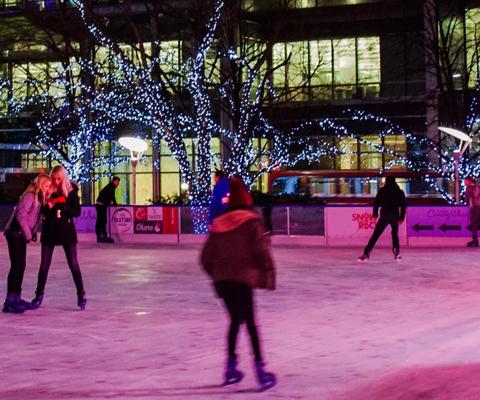 2016Feb-uk-london-canary-wharf-ice-rink-night-chiller-temperature-events-hero