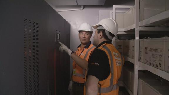 Aggreko_DataCentres_UPSMaintenance_2688x1512.jpg