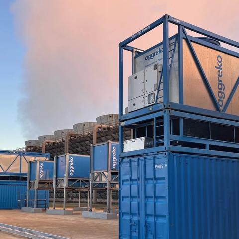 1344 AGG MEA QCHEM CS_Carousel_Square_1