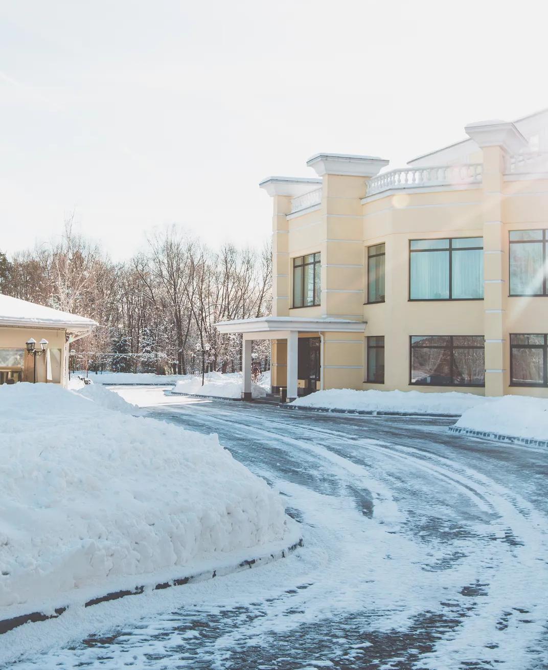 Busy hall in a hospital