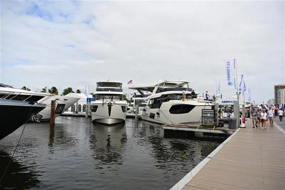 Florida_Boat_Show_Website_Hero_2024 1